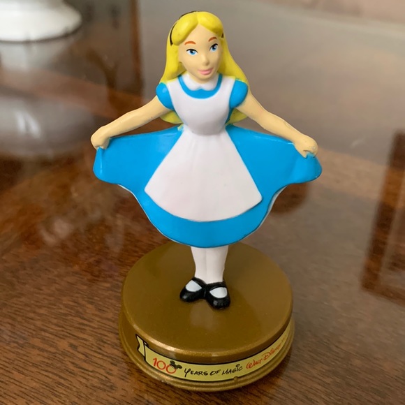 Alice in Wonderland Walt Disney 100 years of magic Collectible figurine 2002 - Picture 1 of 5